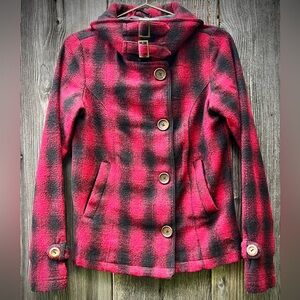 Buffalo Plaid Women's Jacket - Red and Black with wooden buttons